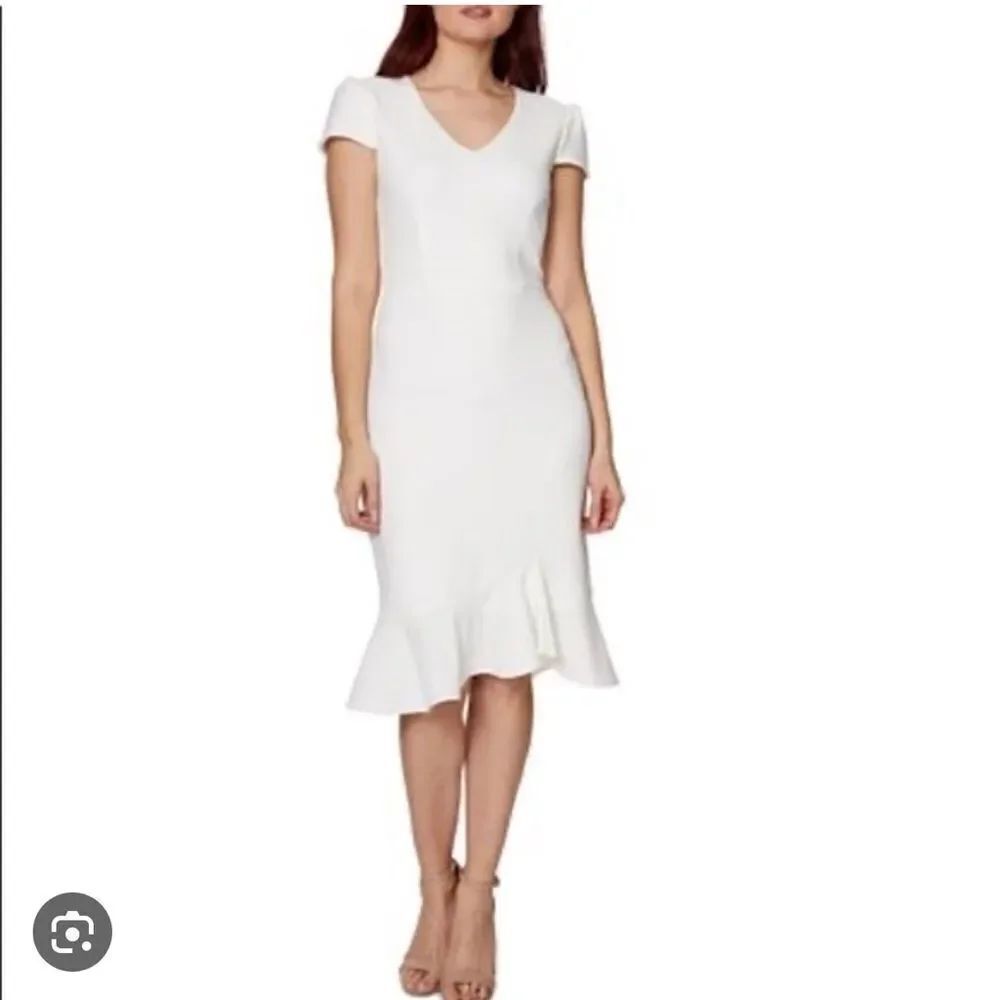 Betsey Johnson fqk6k19 cap sleeve ruffle Hem Dress NWT